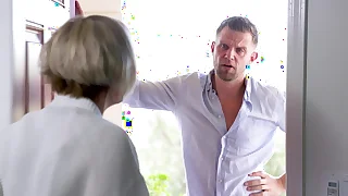 Nympho MILF Dee Williams Drags In Hung Neighbour For Big Hawkshaw Ache GP2688